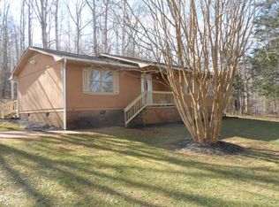 109 Artie Dr, Pickens, SC 29671
