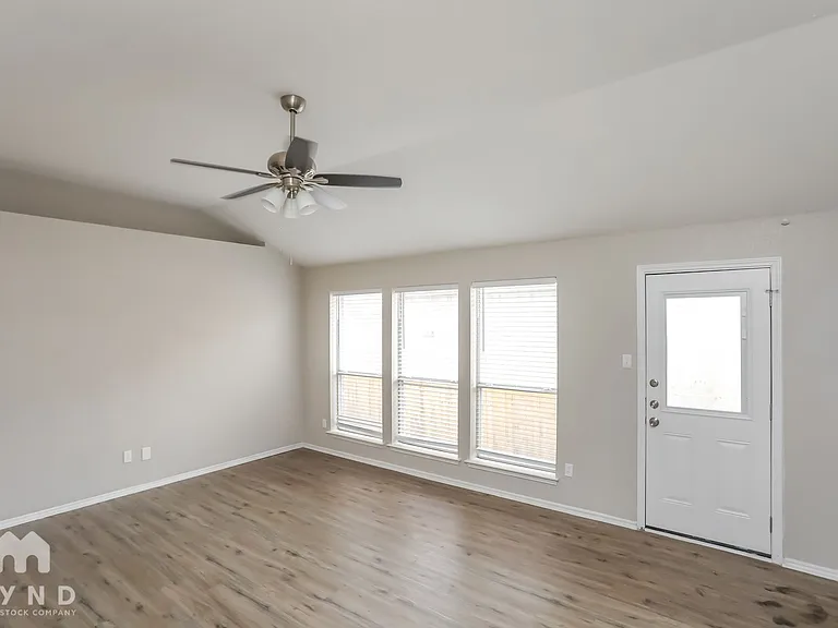 4725 Orchard Ridge Dr — Photo 4