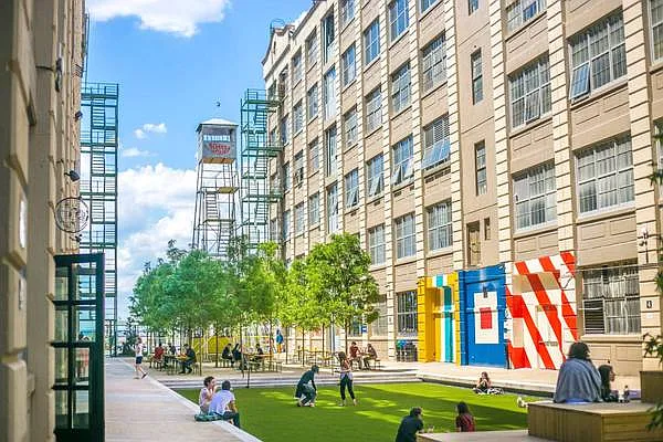 Rented by Brooklyn Property Group LLC | media 42