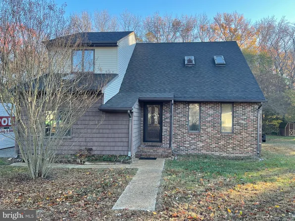 5579 Channel Dr, Salisbury, MD 21801