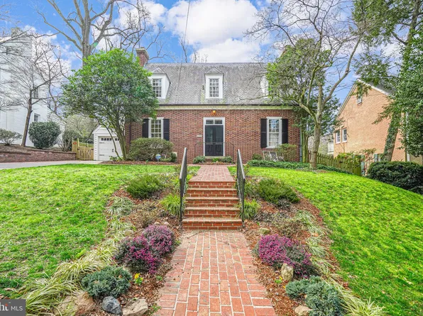 5108 Duvall Dr, Bethesda, MD 20816