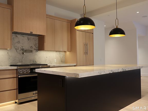 4th image of 173 Belltown Road