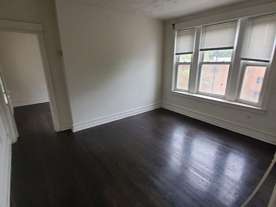 1st image of 1958 N Humboldt Blvd #34