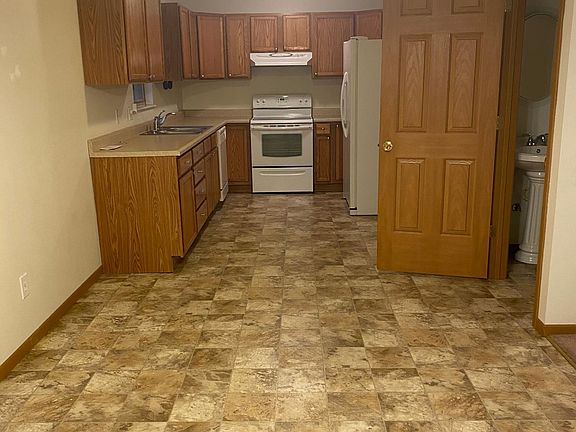 2nd image of 9013 Northgate Dr #1