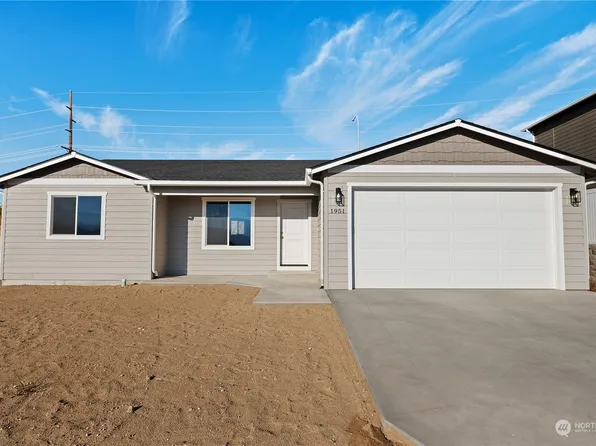 1951 N Mineral Place, East Wenatchee, WA 98802