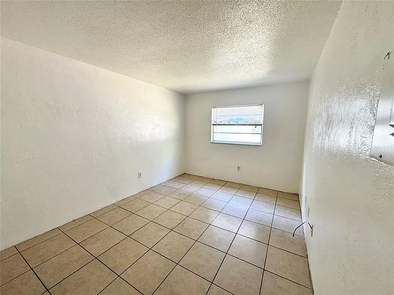 1229 Kennedy Rd #43 — Photo 6
