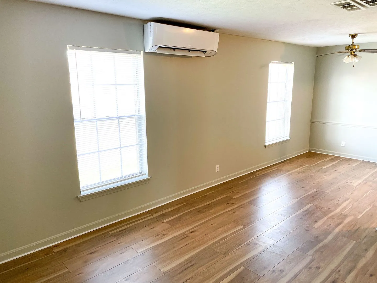 4800 Southern Parkway/602 & 604 Bluegrass Pkwy — Photo 3