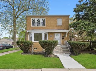 8501 S Essex Ave, Chicago, IL 60617
