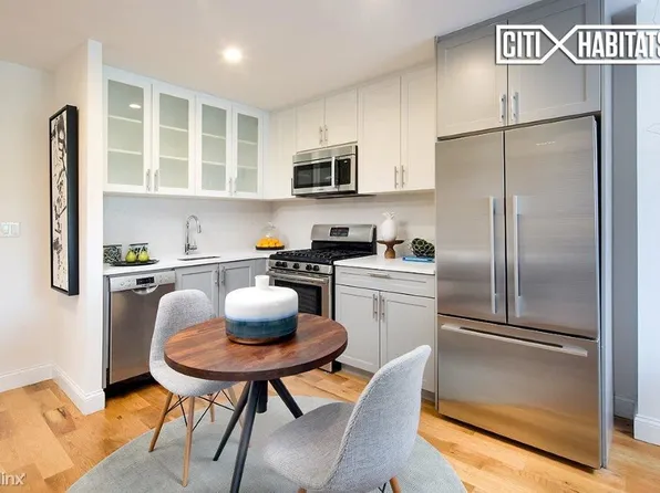 489 Myrtle Ave, Brooklyn, NY 11205