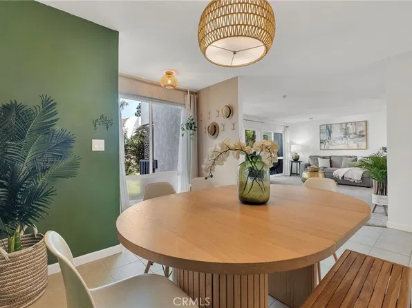 814 Camino Real Unit 101, Redondo Beach, CA 90277