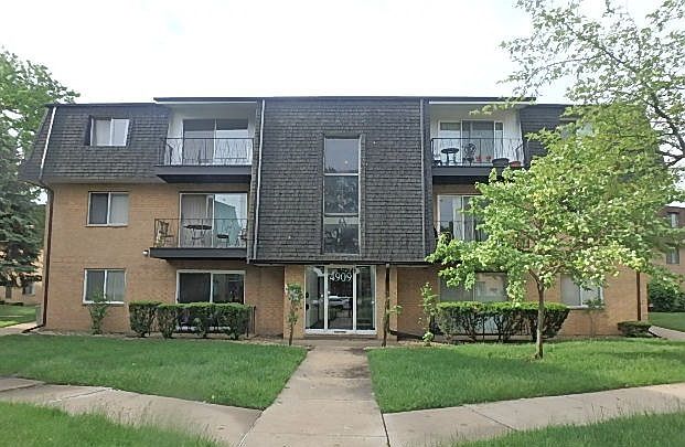 1st image of 4909 W 109th St APT 202