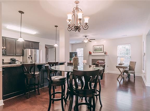 5th image of 1110 Paddock Park Cir