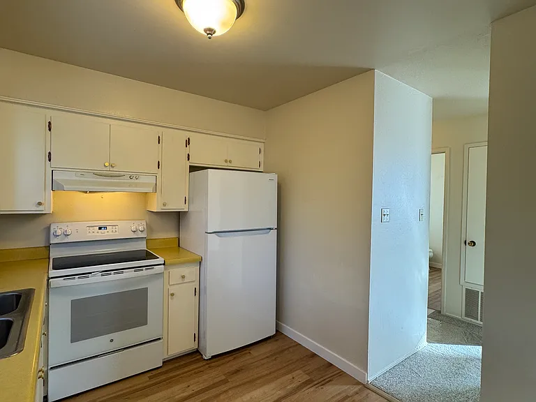 308 Annette Ave — Photo 8