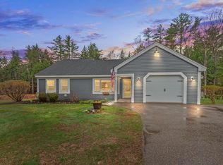48 Heard Rd, Sandwich, NH 03227
