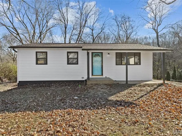 4200 Bordeaux Dr, Saint Louis, MO 63129