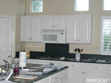 5th image of 34 Crystal Hill Ct