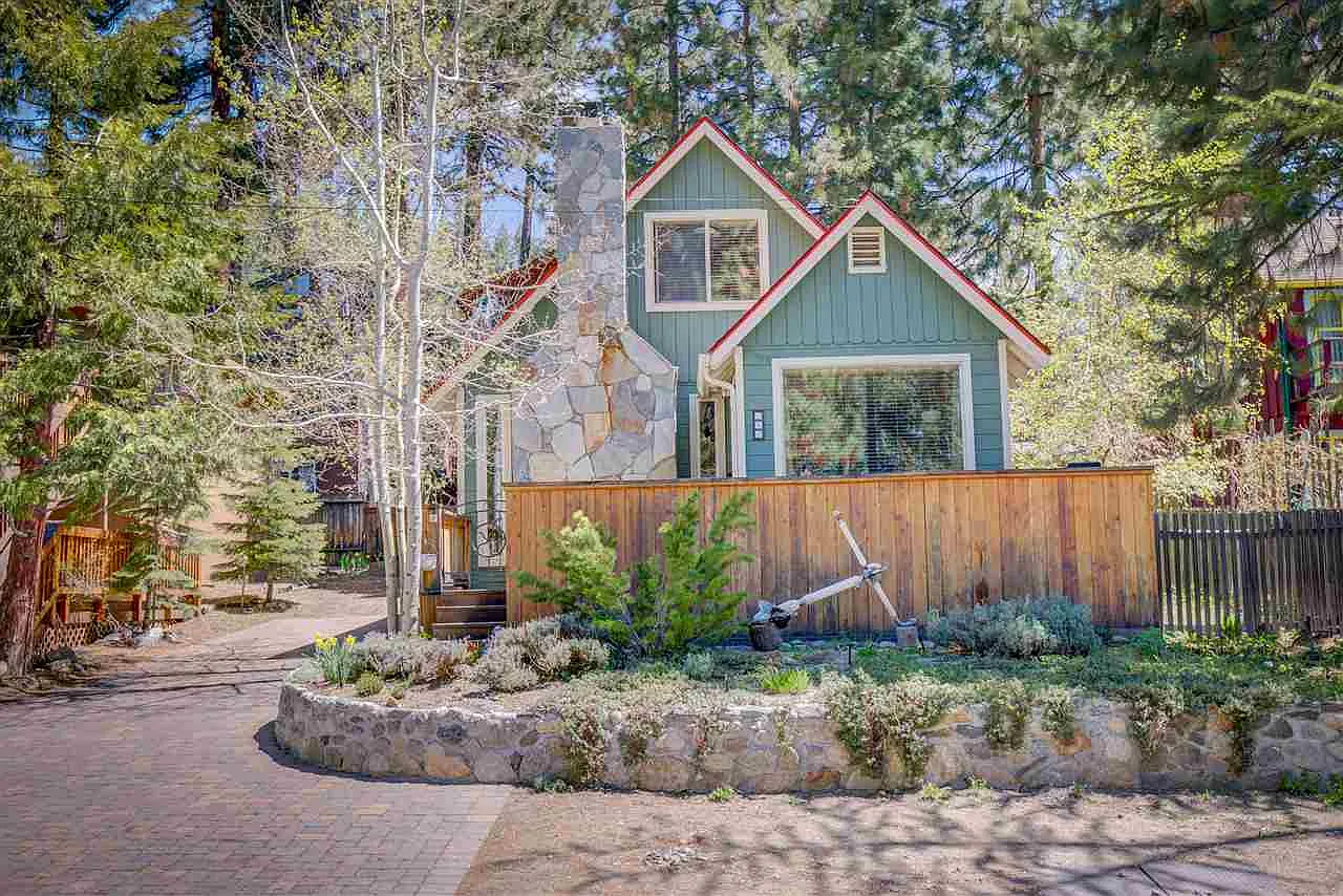 589 Freel Dr photo 1