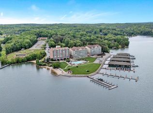 1245 Graves Harbor Trl #238, Huddleston, VA 24104