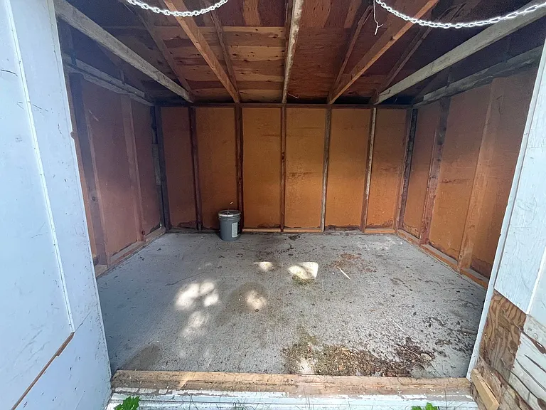 2512 S West Ave — Photo 24