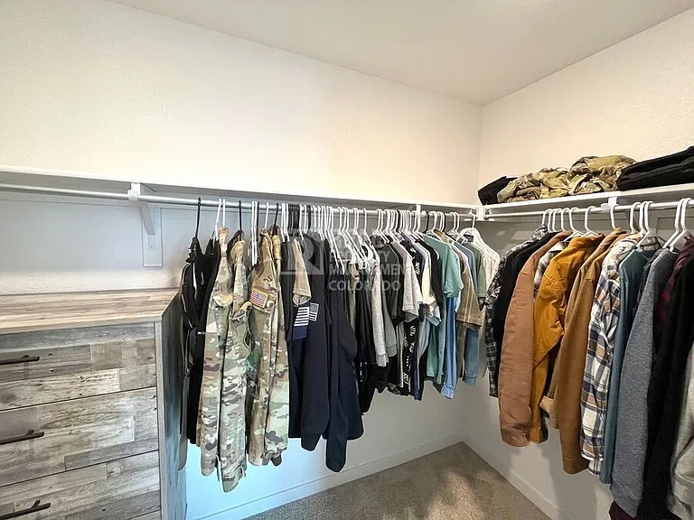 8490 Castleabra Dr — Photo 10