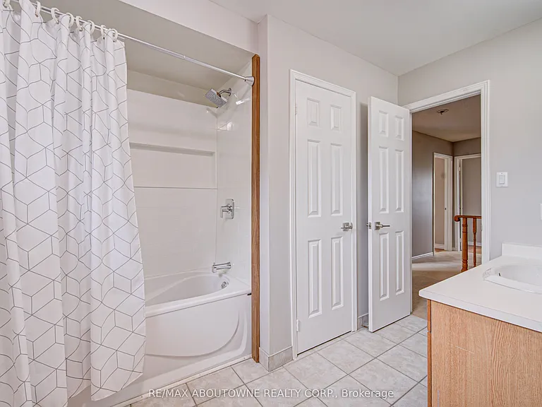 426 Parklane Rd — Photo 26