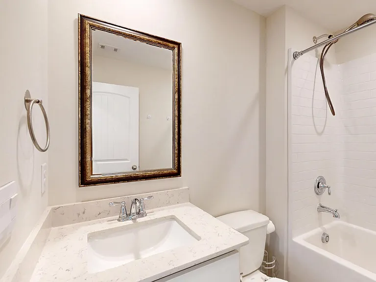 7726 Shaddix St — Photo 17