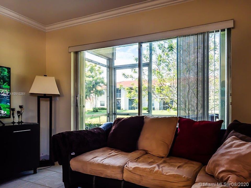 1st image of 3628 N University Dr #I-4