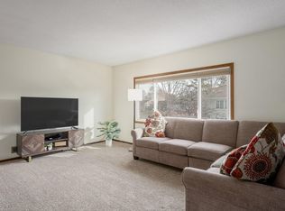 9947 107th Ave N, Maple Grove, MN 55369