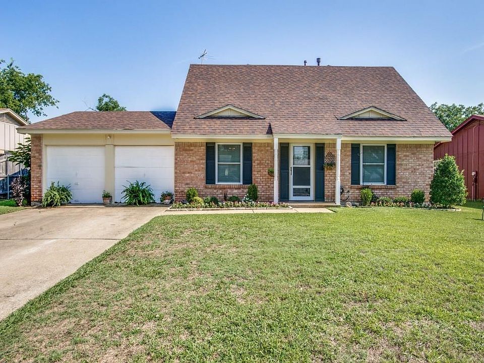 1st image of 7917 Donegal Ln