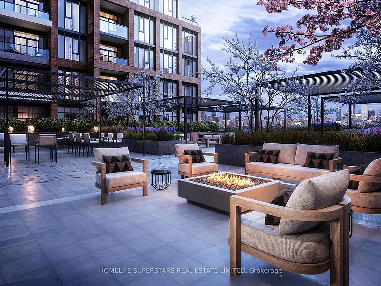 858 Dupont St #721 — Photo 34