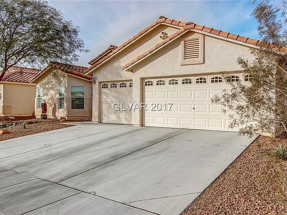 3rd image of 2628 Blue Ave