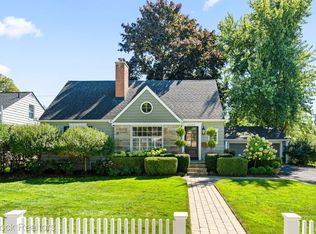 1408 Villa Rd, Birmingham, MI 48009