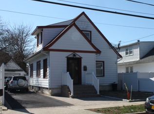 1928 Bryant Pl, Baldwin, NY 11510