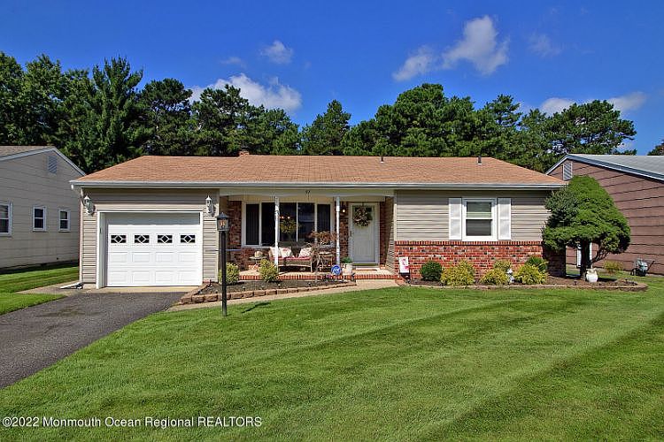 1st image of 57 Whitaker Dr