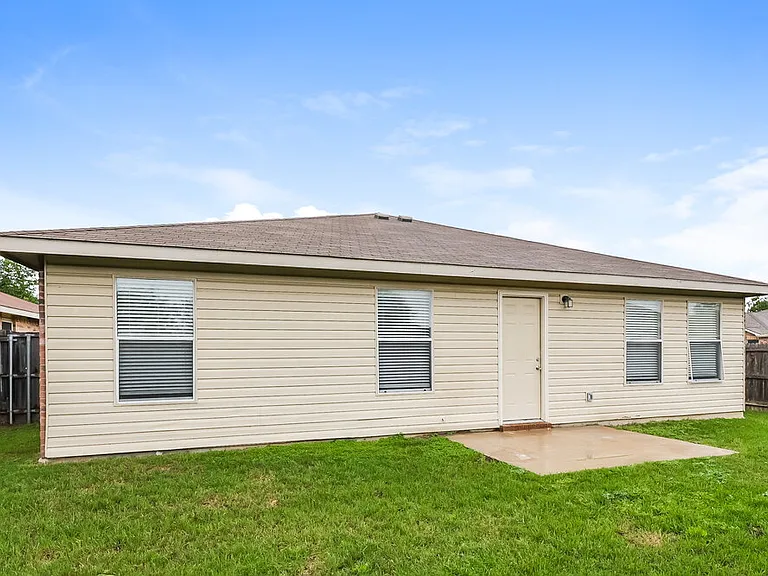 5312 Newcastle Ln — Photo 15