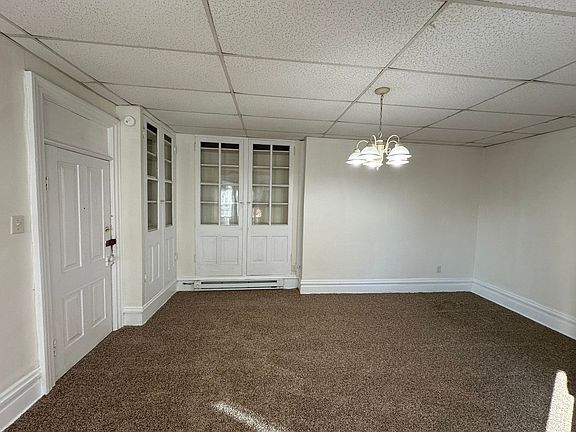 3rd image of 515 S Center St #4
