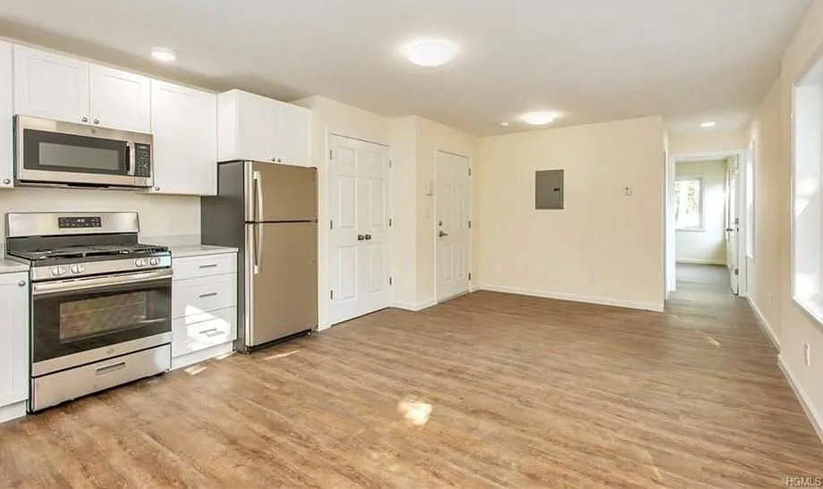 397 Columbus Ave #3A
