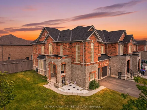 85 Adventura Rd, Brampton, ON L7A 5A7