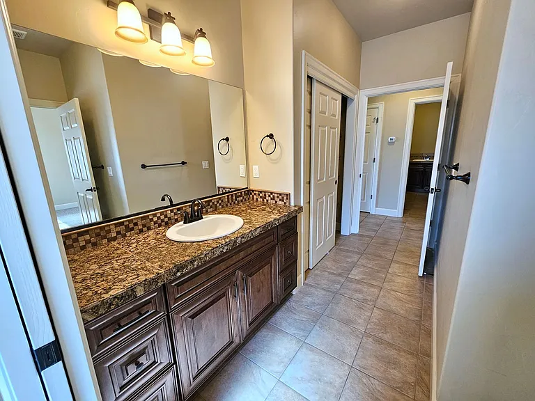 2817 Tuscanna Dr — Photo 16