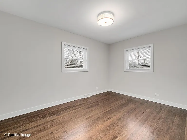 510 Forest Ave — Photo 15