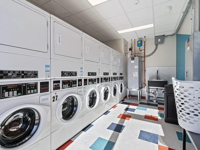 The Canvas Apartments - Laundry Center