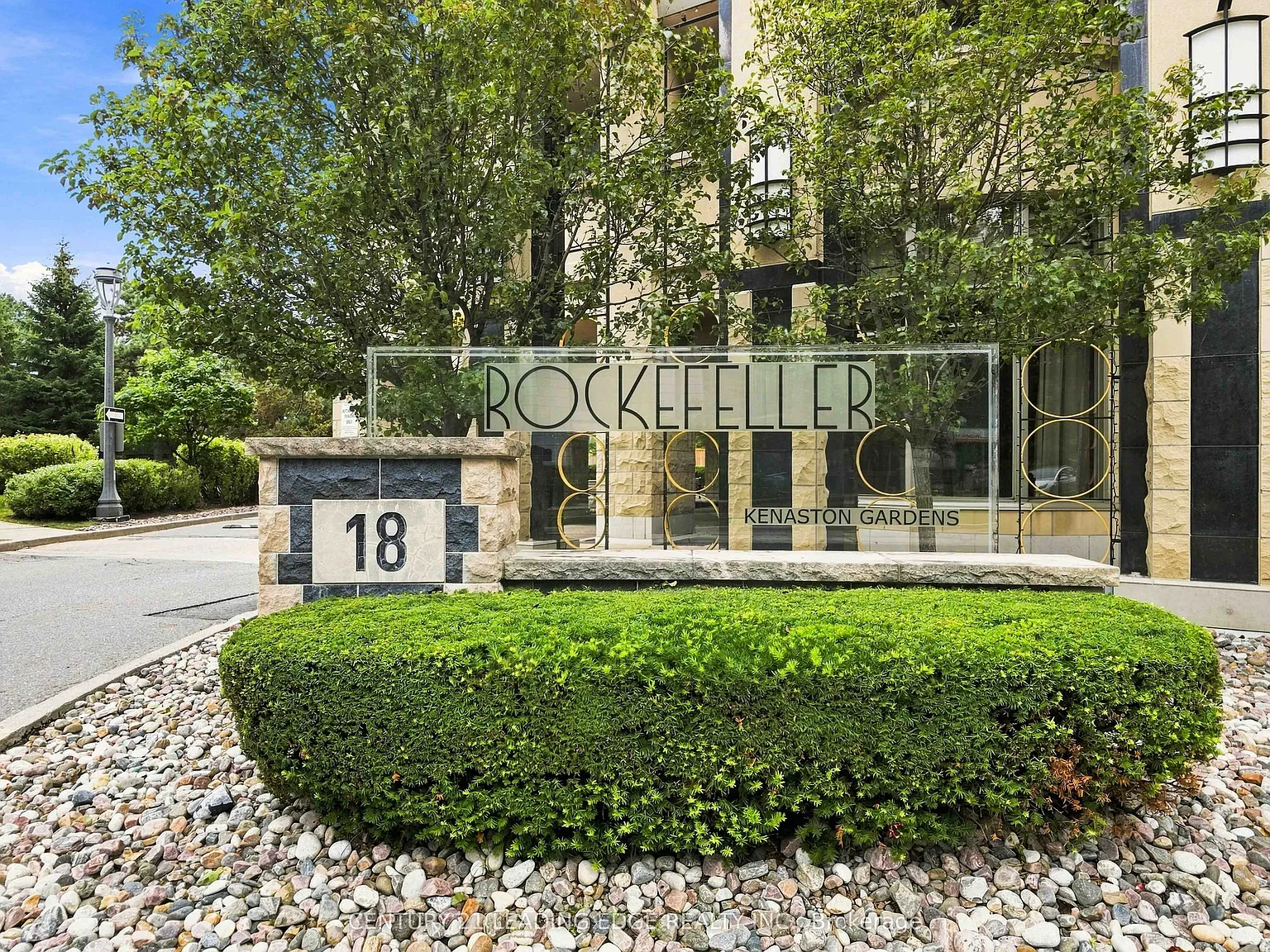 2 bed, $2,550 — Photo 2