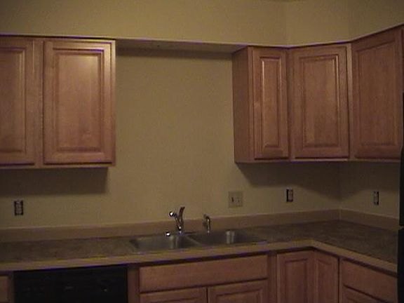 Nice Kitchen with all applicances next to dining area