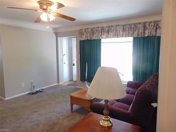 5th image of 1415 Eastwood Ave
