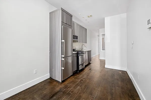 Rented by Brown Harris Stevens | media 3