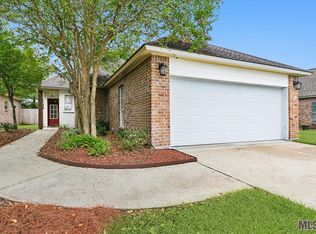 9072 Winding Lake Ave, Baton Rouge, LA 70810