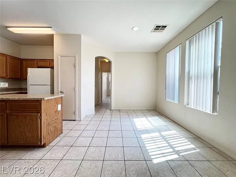 4929 Droubay Dr — Photo 10