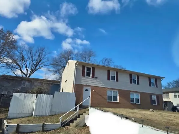 300 Red Oak Dr, Stafford, VA 22554