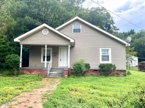 628 New St, Graham, NC 27253