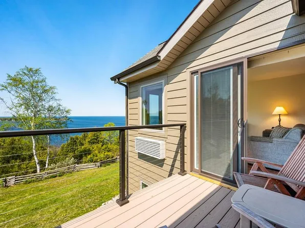 7933 State Highway 42 Unit 203, Egg Harbor, WI 54209